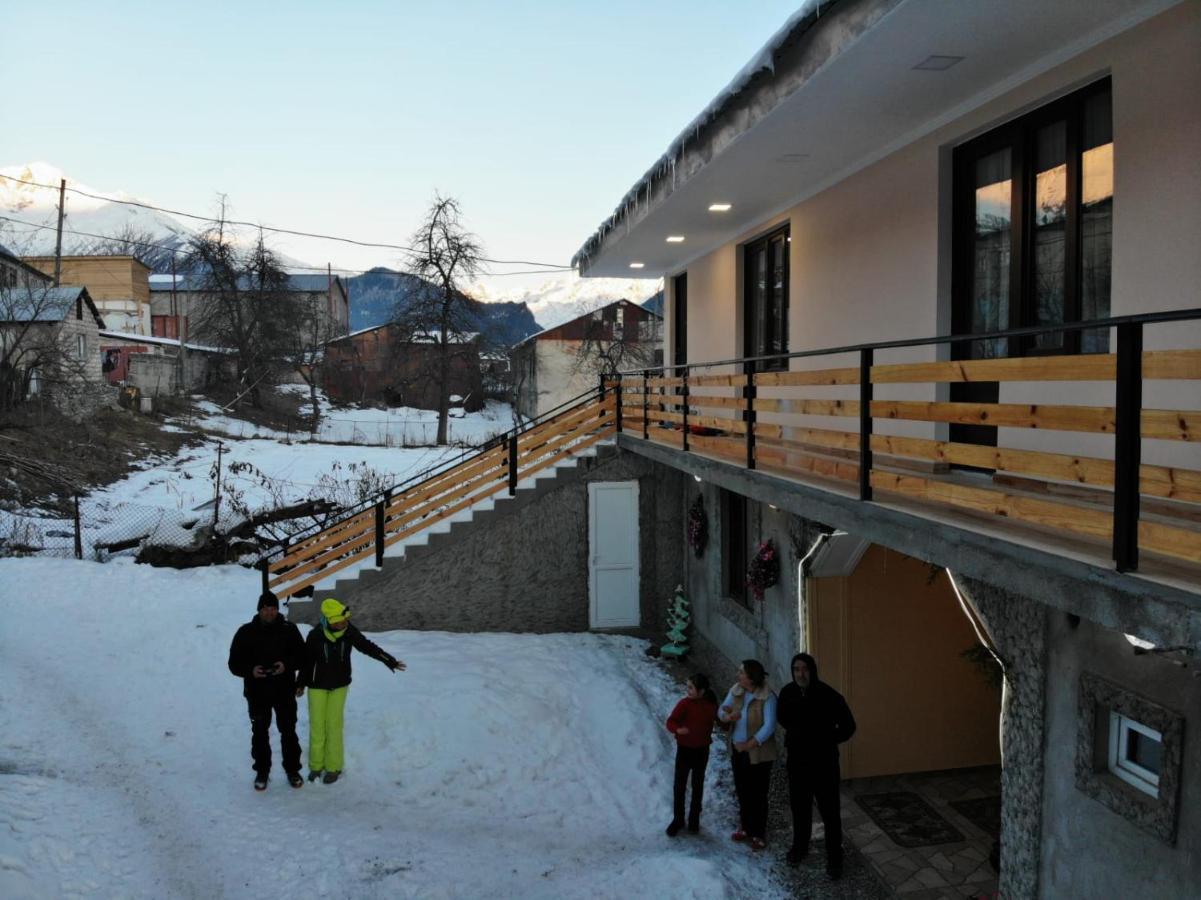 Guesthouse Kurdiani In เมสเตีย ภายนอก รูปภาพ