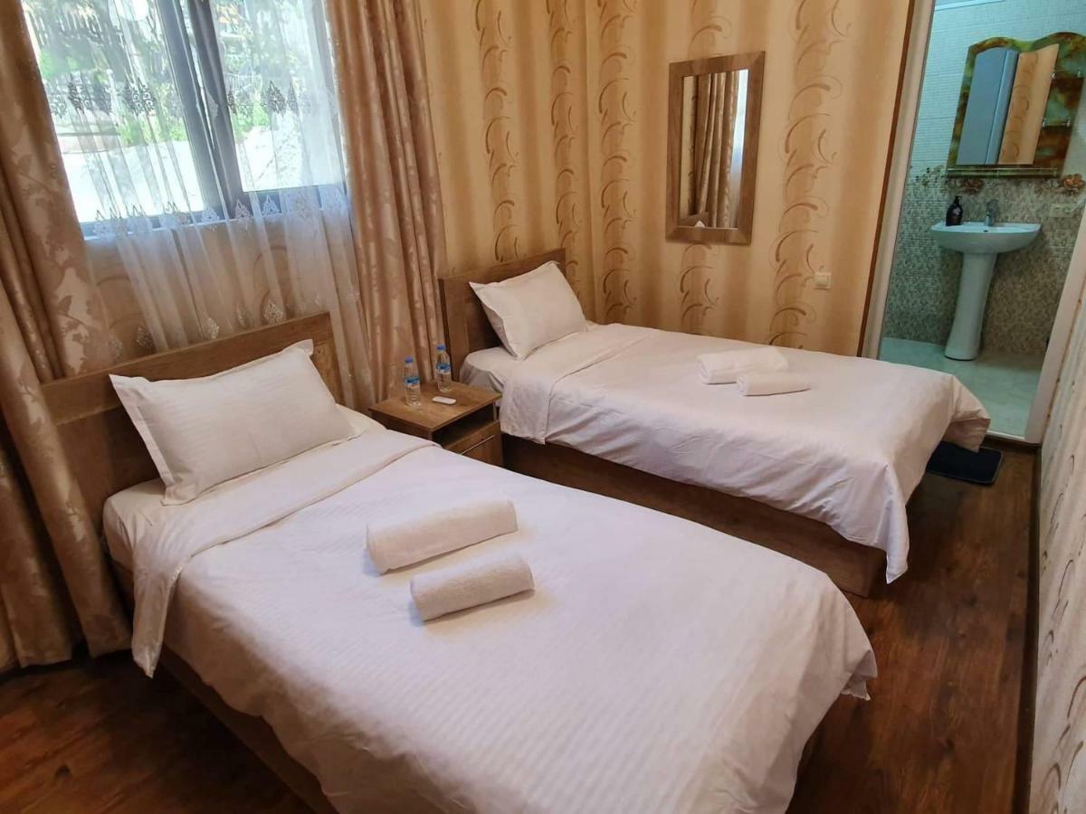 Guesthouse Kurdiani In เมสเตีย ภายนอก รูปภาพ